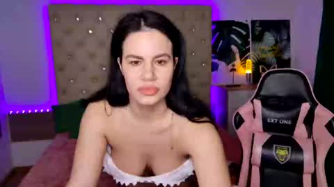 Snapshot of kattiesims chatting on 03-08-25, 05:49 KattieSims online show from 03-08-25, 05:49