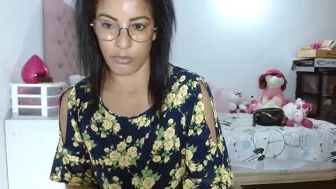 Snapshot of kattleyagray chatting on 03-09-25, 02:07 KattleyaGrey online show from 03-09-25, 02:07