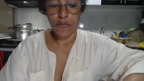 Snapshot of kattleyagray chatting on 09-17-25, 01:24 KattleyaGrey online show from 09-17-25, 01:24