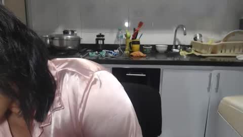 Snapshot of kattleyagray chatting on 10-18-25, 09:26 KattleyaGrey online show from 10-18-25, 09:26