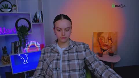 Snapshot of katty_sweeti chatting on 03-23-26, 12:31 Kat online show from 03-23-26, 12:31