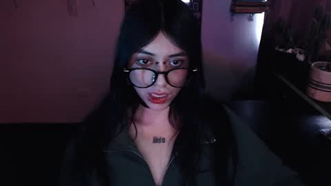      online show from 03-02-25, 03:05