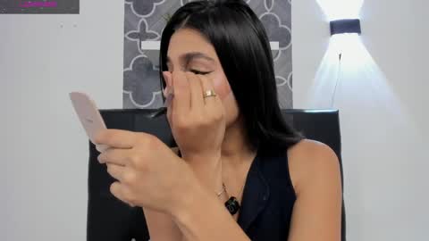 Snapshot of katy_babyg chatting on 05-22-26, 12:55 Katy 3 online show from 05-22-26, 12:55
