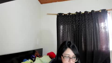 Snapshot of katy_bello chatting on 06-01-26, 09:38 katy online show from 06-01-26, 09:38