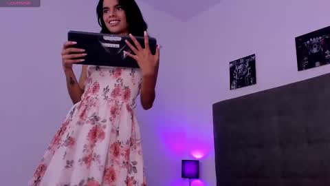 Snapshot of katy_contreras chatting on 02-25-25, 05:36 katy_contreras online show from 02-25-25, 05:36