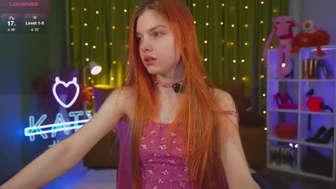 Snapshot of katy_ethereal chatting on 11-21-25, 02:32 Katy - online show from 11-21-25, 02:32