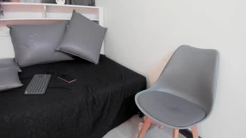 katy_gomez91 online show from 10-21-25, 03:07
