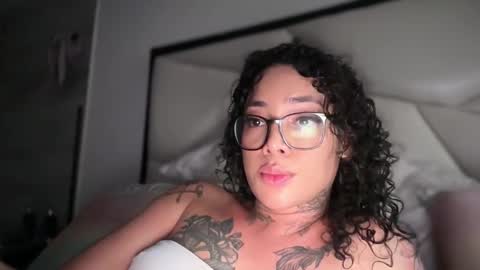 Emily online show from 03-09-26, 10:14