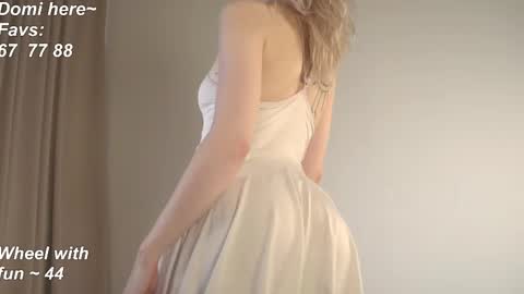 Snapshot of katy_snacks chatting on 05-19-26, 03:29 Katy online show from 05-19-26, 03:29