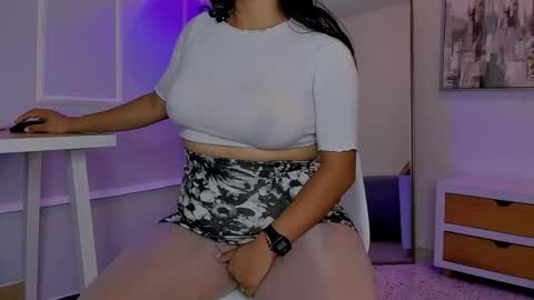 Snapshot of katyah_ chatting on 05-19-26, 08:26 katya online show from 05-19-26, 08:26