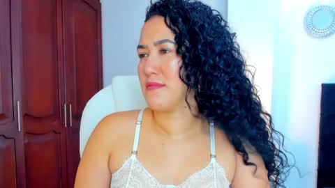 KATYAJHONSS online show from 01-17-25, 11:18