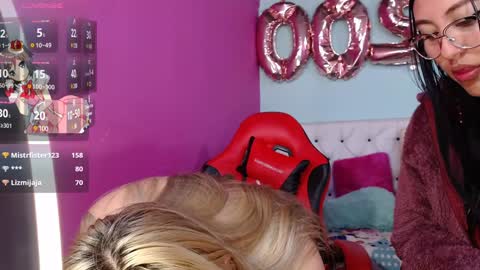 Snapshot of katyandnatha chatting on 01-22-25, 12:27 Katy and Natha online show from 01-22-25, 12:27