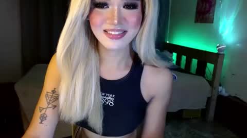 Snapshot of katykiat chatting on 02-16-25, 02:10 katykiat online show from 02-16-25, 02:10