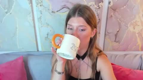 katymeaw online show from 07-02-26, 03:23