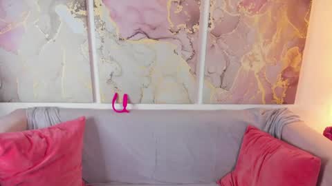 katymeaw online show from 07-28-26, 11:17