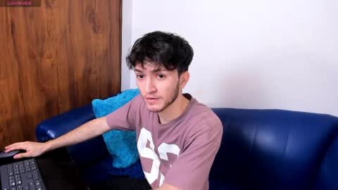 Snapshot of kavencastro chatting on 05-26-26, 05:03 kavencastro online show from 05-26-26, 05:03