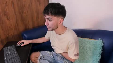 Snapshot of kavencastro chatting on 05-31-26, 03:58 kavencastro online show from 05-31-26, 03:58