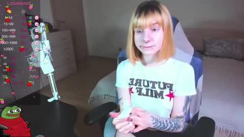 Kira-chan  online show from 01-31-25, 08:32