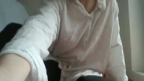 Snapshot of kawaii_snowflake chatting on 10-05-25, 01:20 kawaii snowflake online show from 10-05-25, 01:20