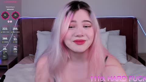 Yuki  online show from 01-13-25, 08:37