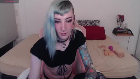 Snapshot of kawaimisfit chatting on 01-07-25, 02:53 luna online show from 01-07-25, 02:53