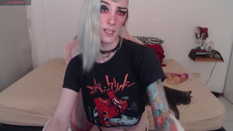 Snapshot of kawaimisfit chatting on 01-13-25, 02:18 luna online show from 01-13-25, 02:18