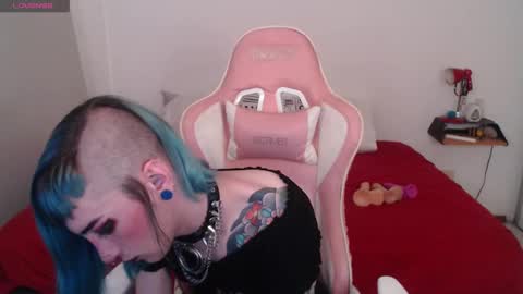 Snapshot of kawaimisfit chatting on 02-08-25, 04:03 luna online show from 02-08-25, 04:03