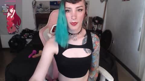 Snapshot of kawaimisfit chatting on 12-02-25, 08:37 luna online show from 12-02-25, 08:37