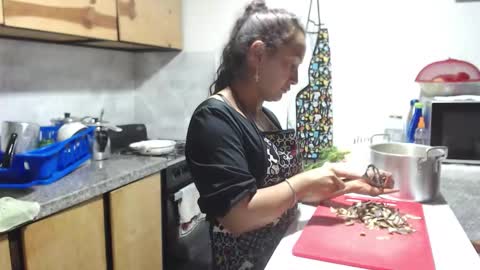 Snapshot of kawit1 chatting on 12-05-25, 06:59 Khawit online show from 12-05-25, 06:59