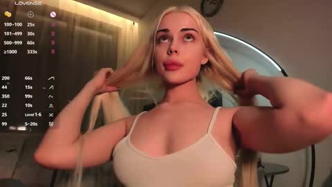 Snapshot of kaya_davis chatting on 10-22-25, 02:56 My name Kaya but you can call me Angel online show from 10-22-25, 02:56