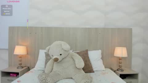   online show from 12-16-25, 03:33