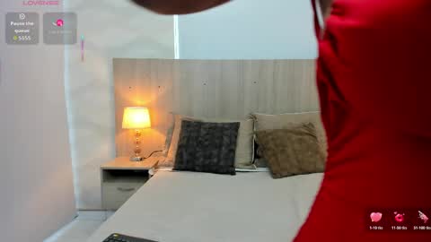   online show from 06-08-26, 11:32