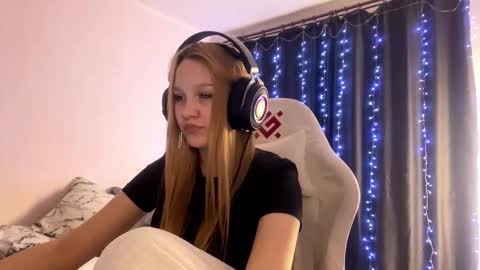 Amia online show from 02-28-26, 03:24