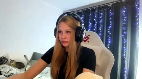 Amia online show from 03-05-26, 06:15