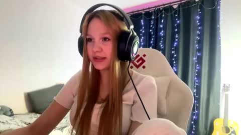 Amia online show from 03-27-26, 05:56