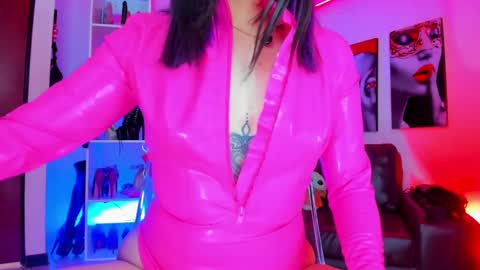 Snapshot of kayilyn chatting on 02-11-25, 02:57 CAMILA online show from 02-11-25, 02:57