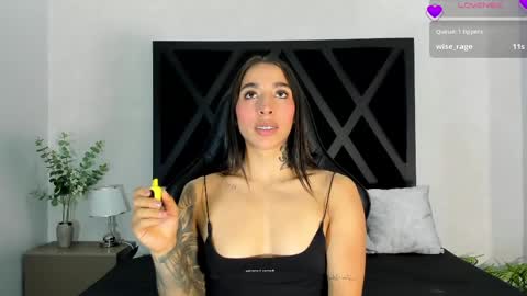 KAYLA BATISTA online show from 06-10-26, 12:11