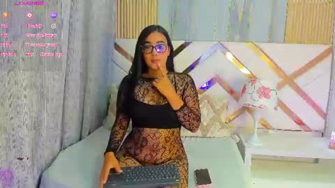 kayladavies_ online show from 07-06-26, 12:57