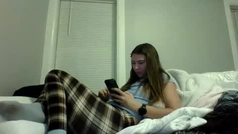 Snapshot of kaylaelizabeth97 chatting on 11-30-25, 11:09 kaylaelizabeth97 online show from 11-30-25, 11:09
