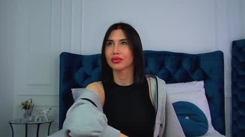 Kayla online show from 05-17-26, 06:15