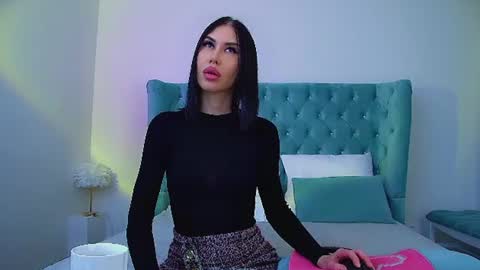 Kayla online show from 06-17-26, 06:27
