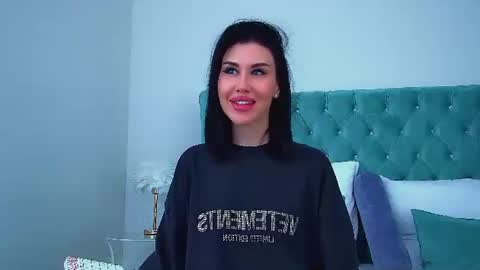 Kayla online show from 06-24-26, 06:12