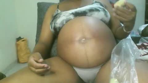 Snapshot of kaylanectah chatting on 11-09-25, 02:04 kaylanectah online show from 11-09-25, 02:04