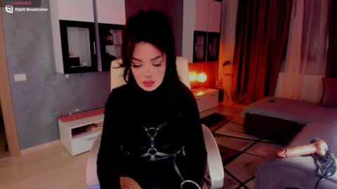 kaylee online show from 02-09-25, 05:54