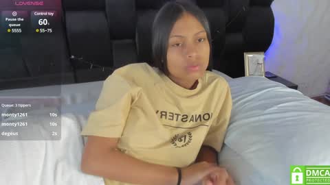 Snapshot of kaylee_sweet_ chatting on 12-21-24, 10:06 Kaylee sweet online show from 12-21-24, 10:06