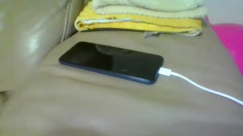 kaylee kakes online show from 10-29-25, 03:25