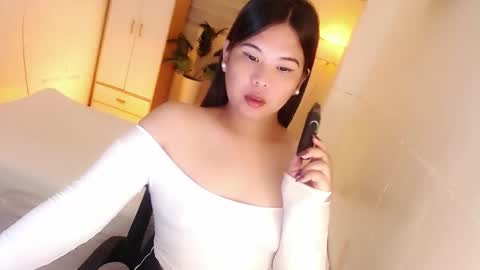 Y O U R        F U T U R E       K A Y L E E  online show from 11-02-25, 04:59