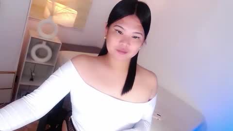 Y O U R        F U T U R E       K A Y L E E  online show from 04-23-26, 06:21