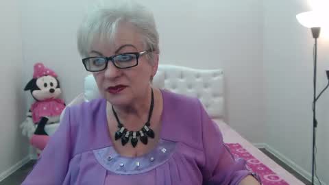 kaylesmoll online show from 07-26-26, 06:59