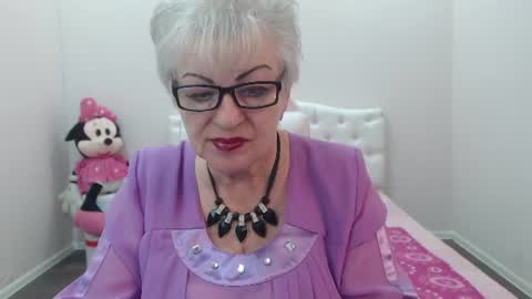 kaylesmoll online show from 07-28-26, 06:53